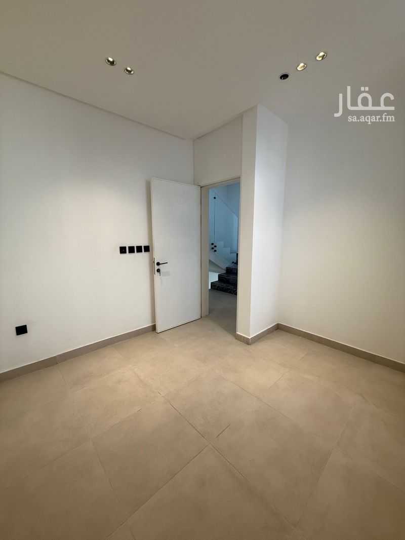 4 bedroom villa in Al Khuzama, Eastern Province 18