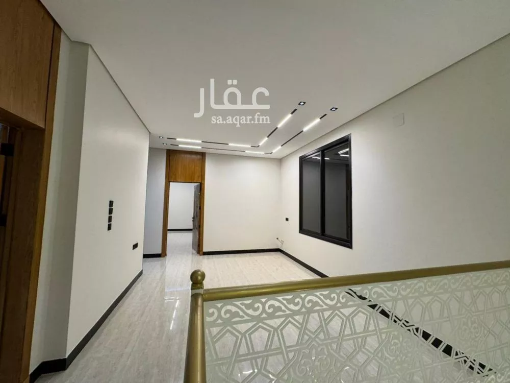 فيلا 5 غرف في الرمال 12