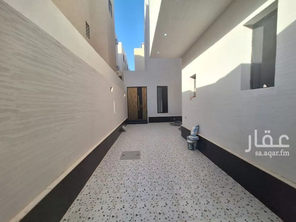 7 bedroom villa in Dhahrat Laban 2