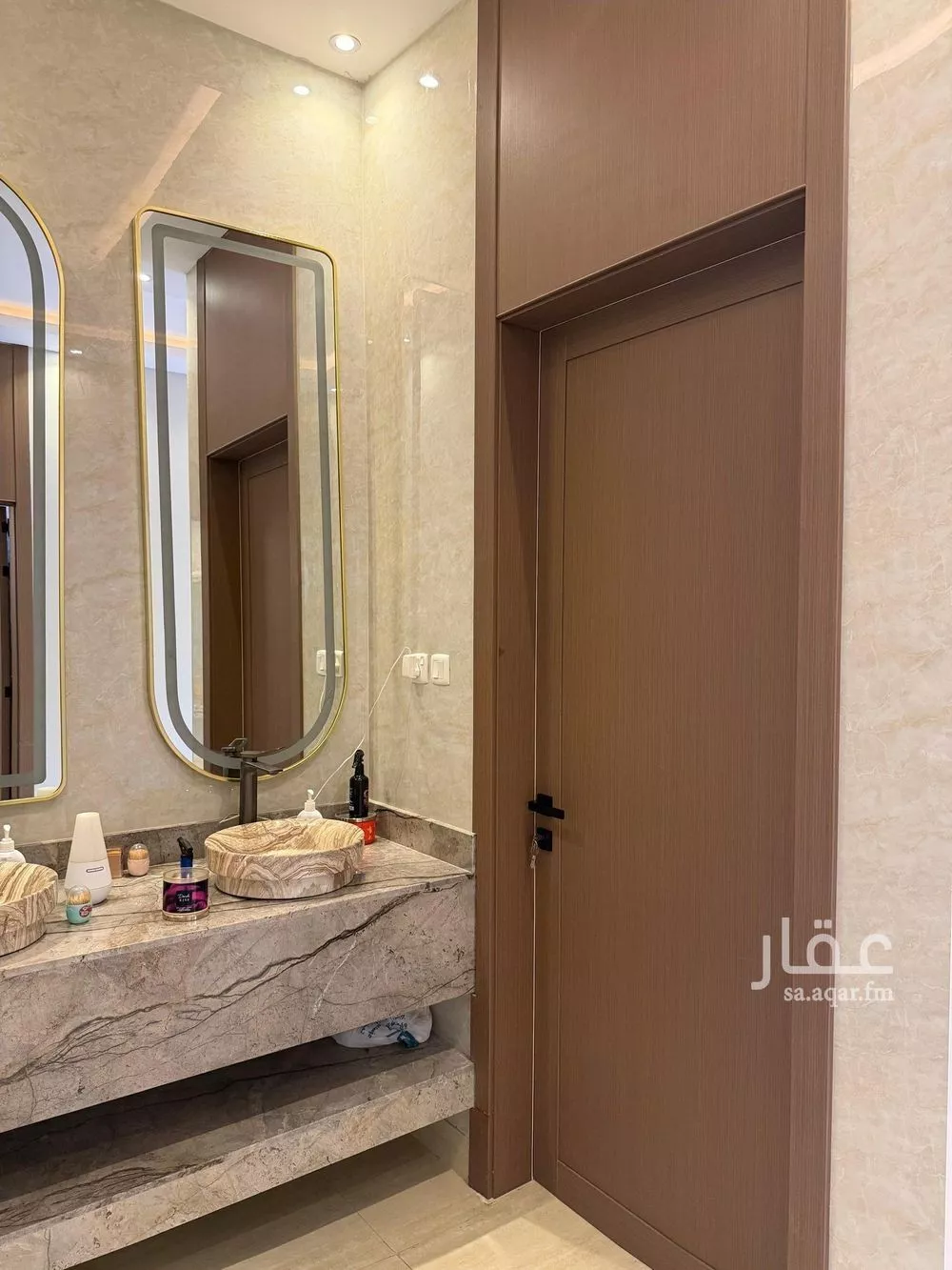 13 bedroom villa in Al Munsiyah 7
