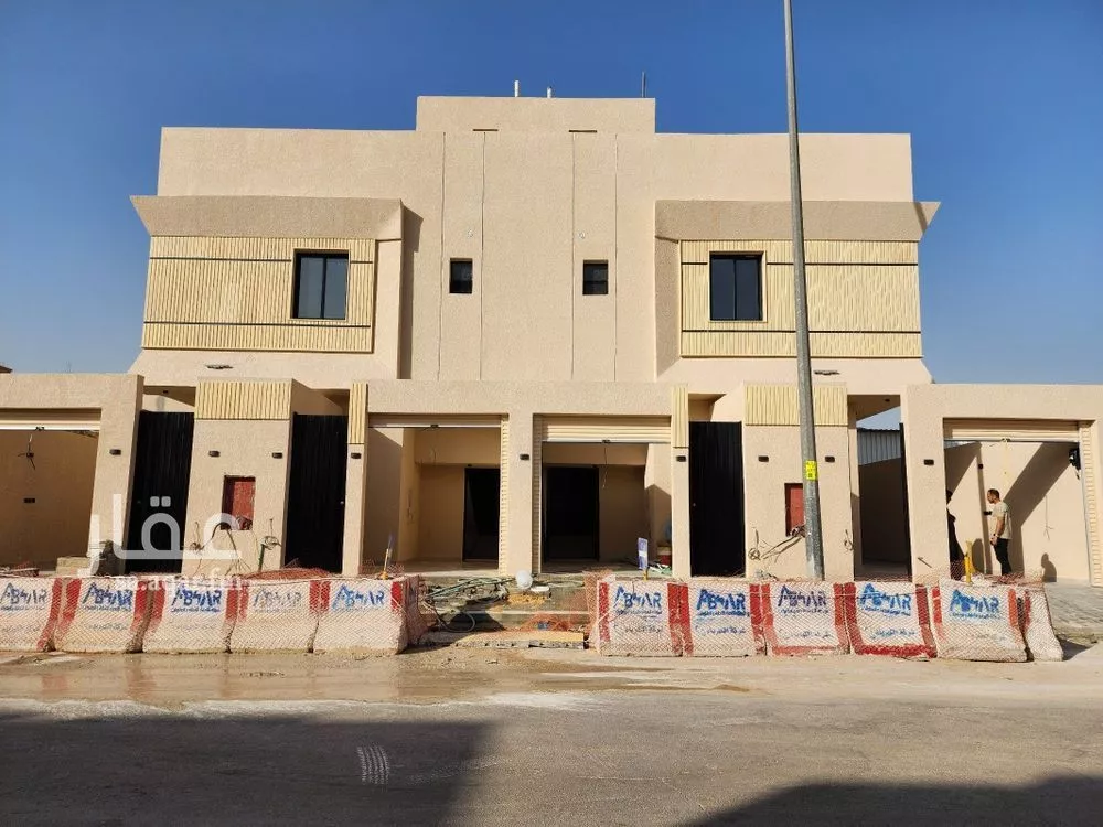 4 bedroom villa in Al Zahrah 2