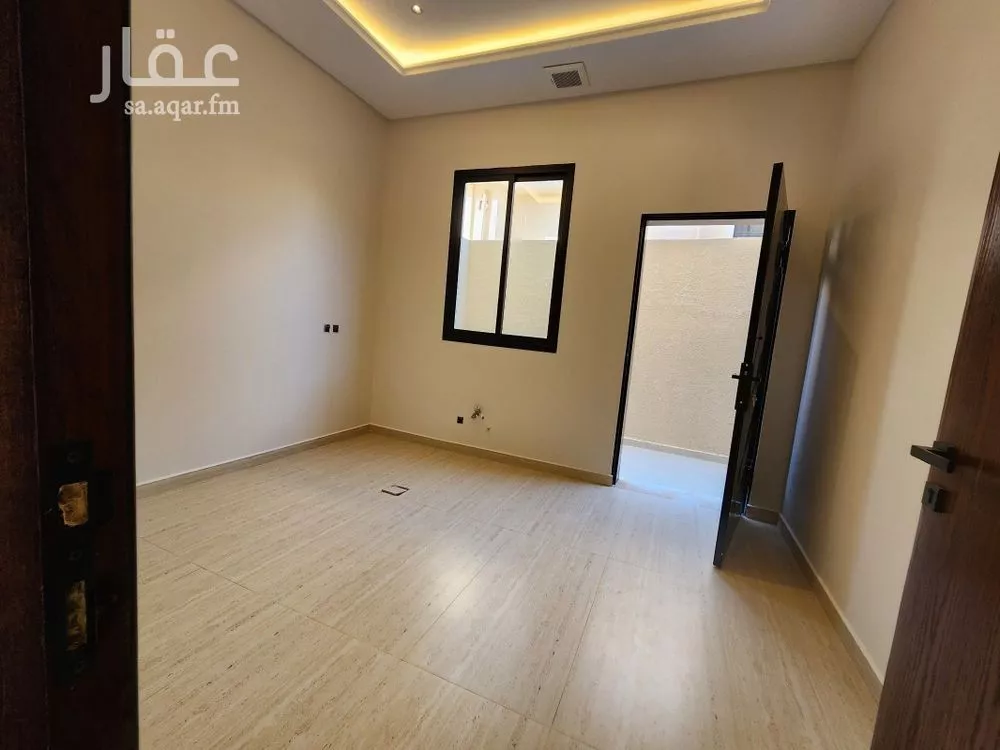 4 bedroom villa in Al Zahrah 11