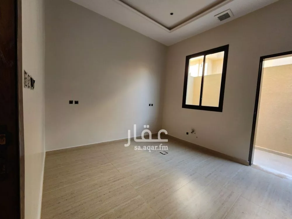 4 bedroom villa in Al Zahrah 7