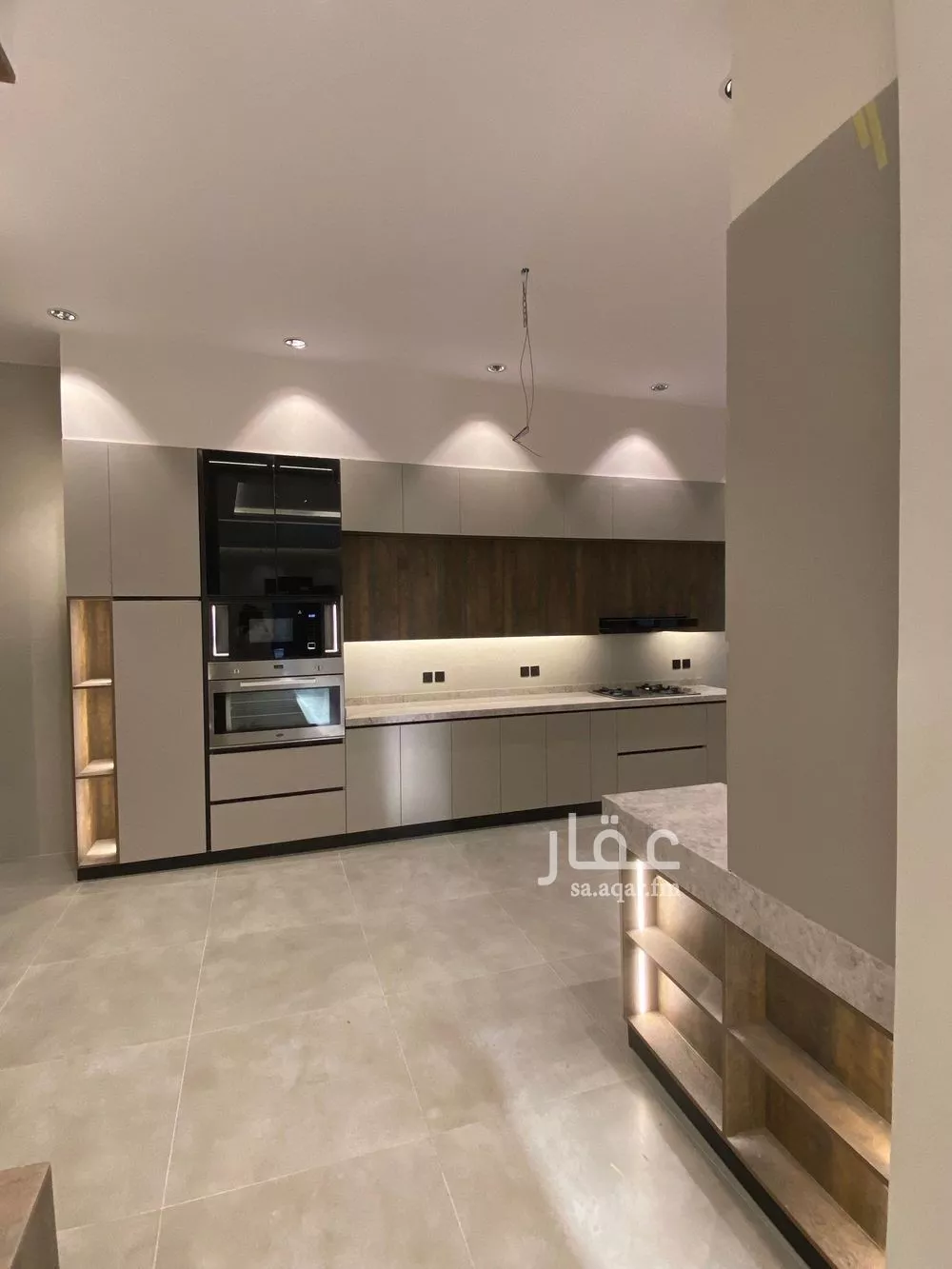 7 bedroom villa in Ash Sharq 13