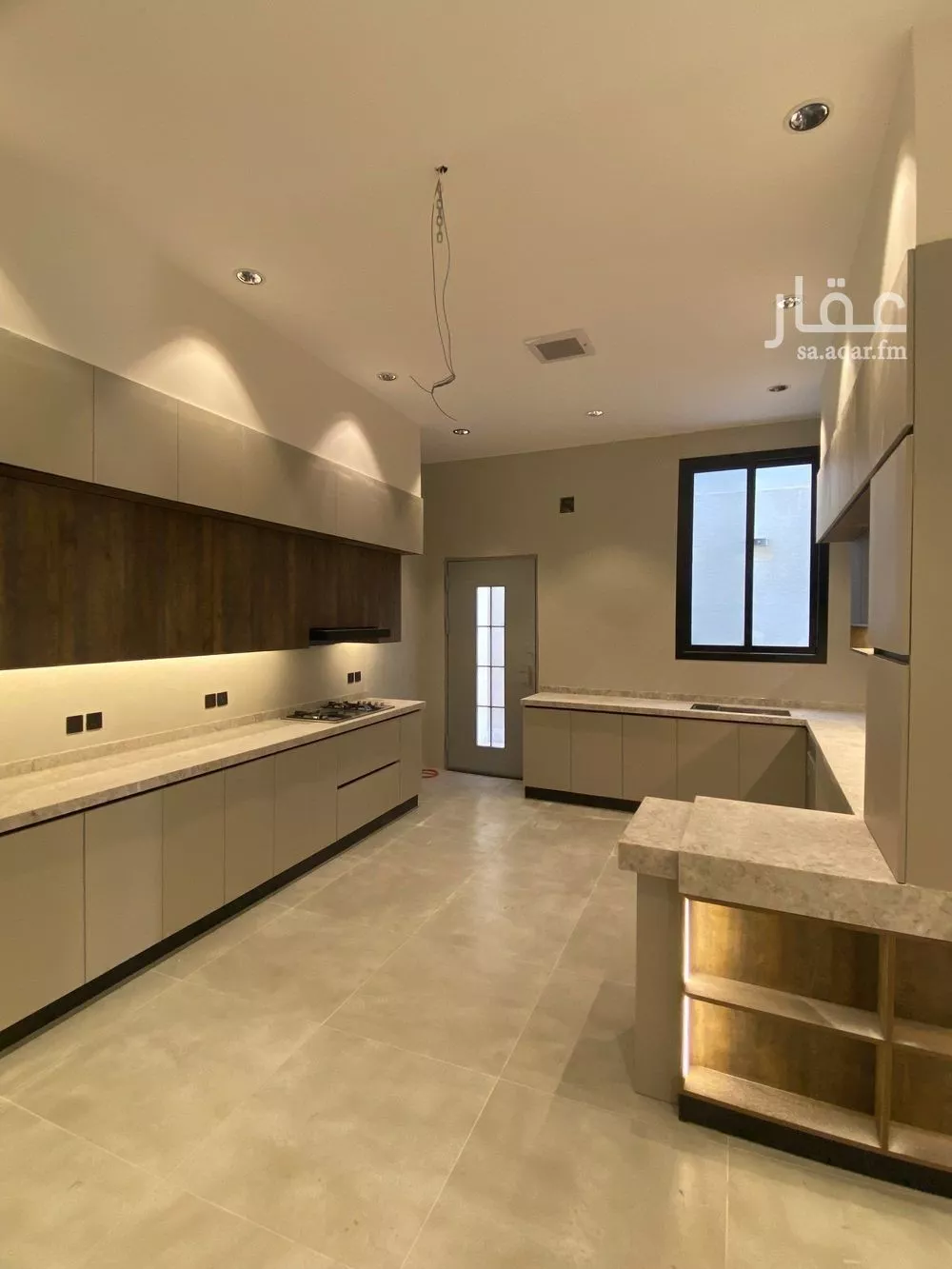 7 bedroom villa in Ash Sharq 14