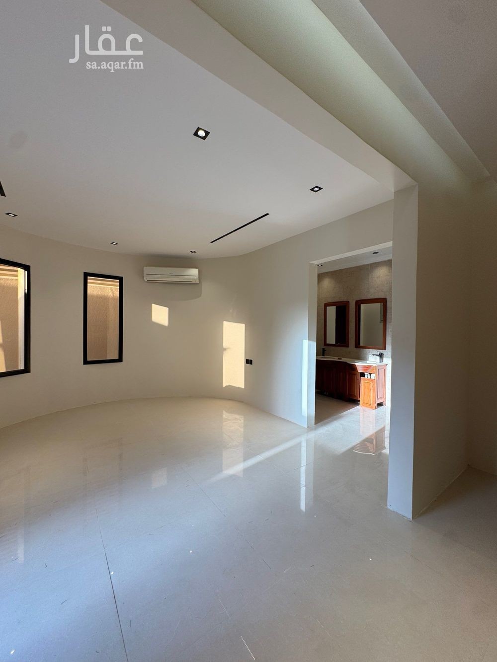 5 bedroom villa in Ishbiliyah, Riyadh 4