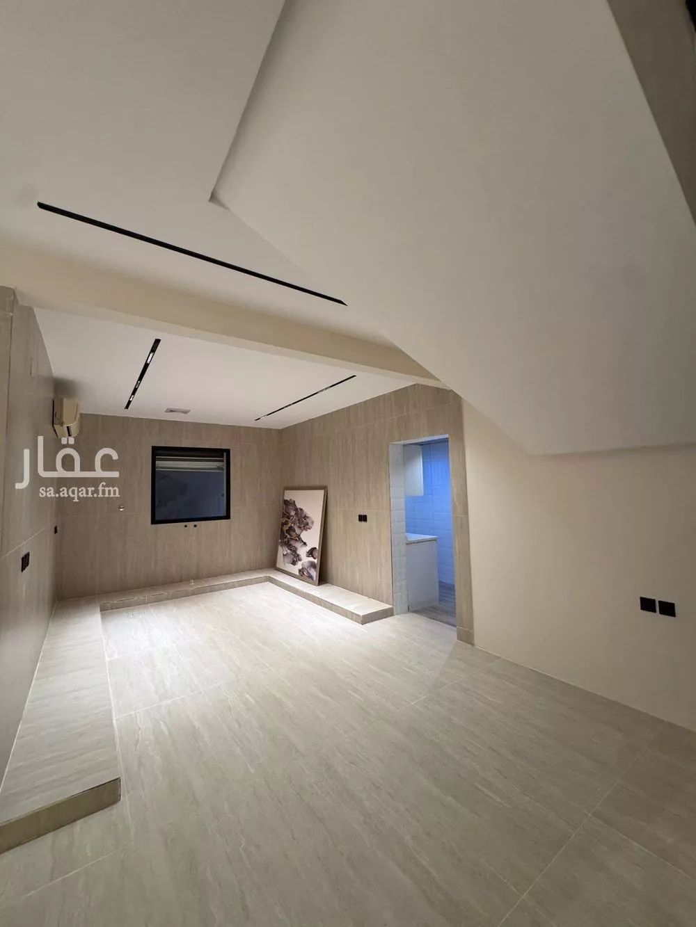 5 bedroom villa in Ishbiliyah 12