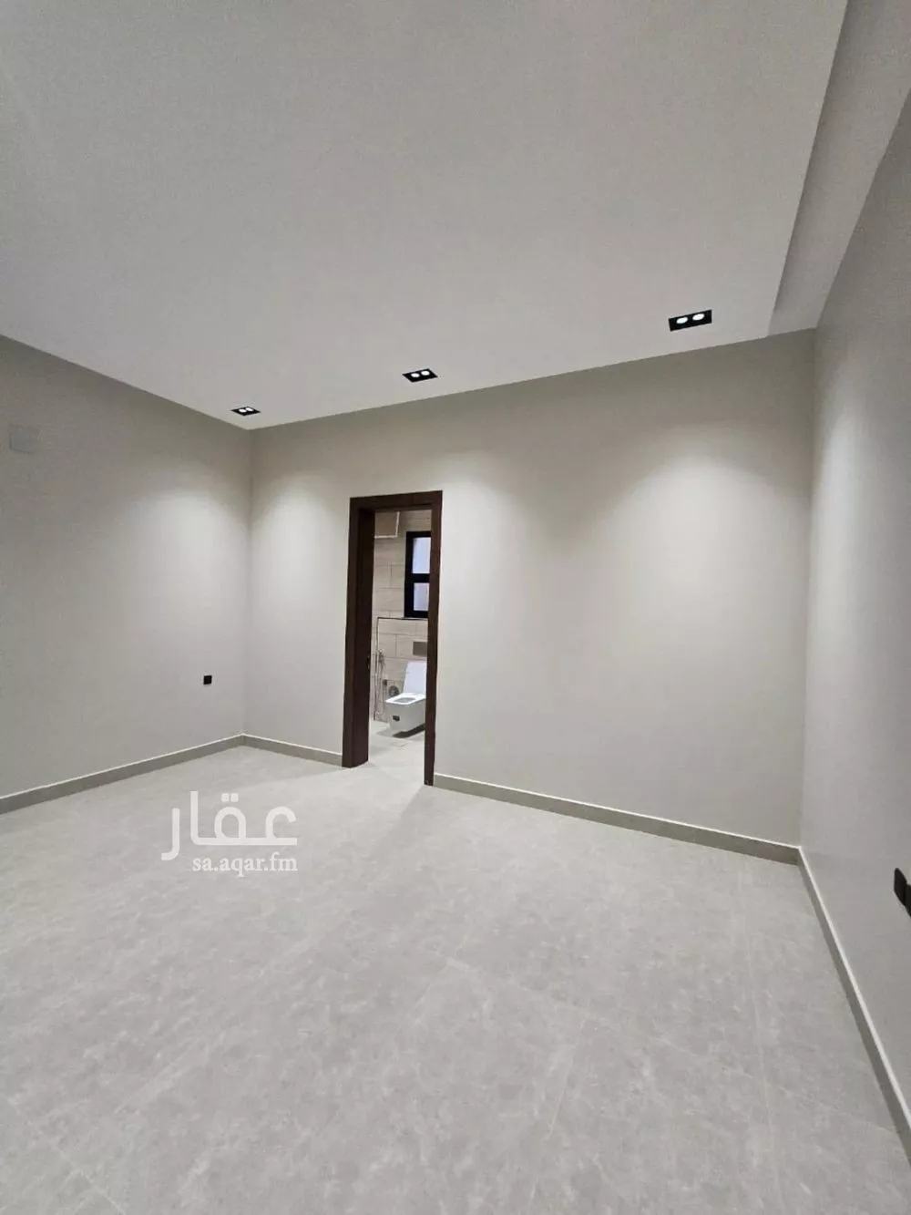 5 bedroom villa in Qurtubah 4