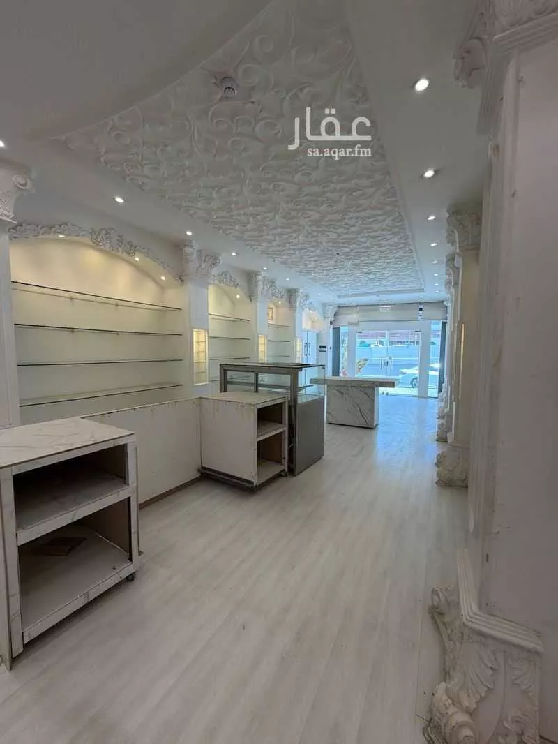 shop in Al Muhammadiyah, Riyadh 4