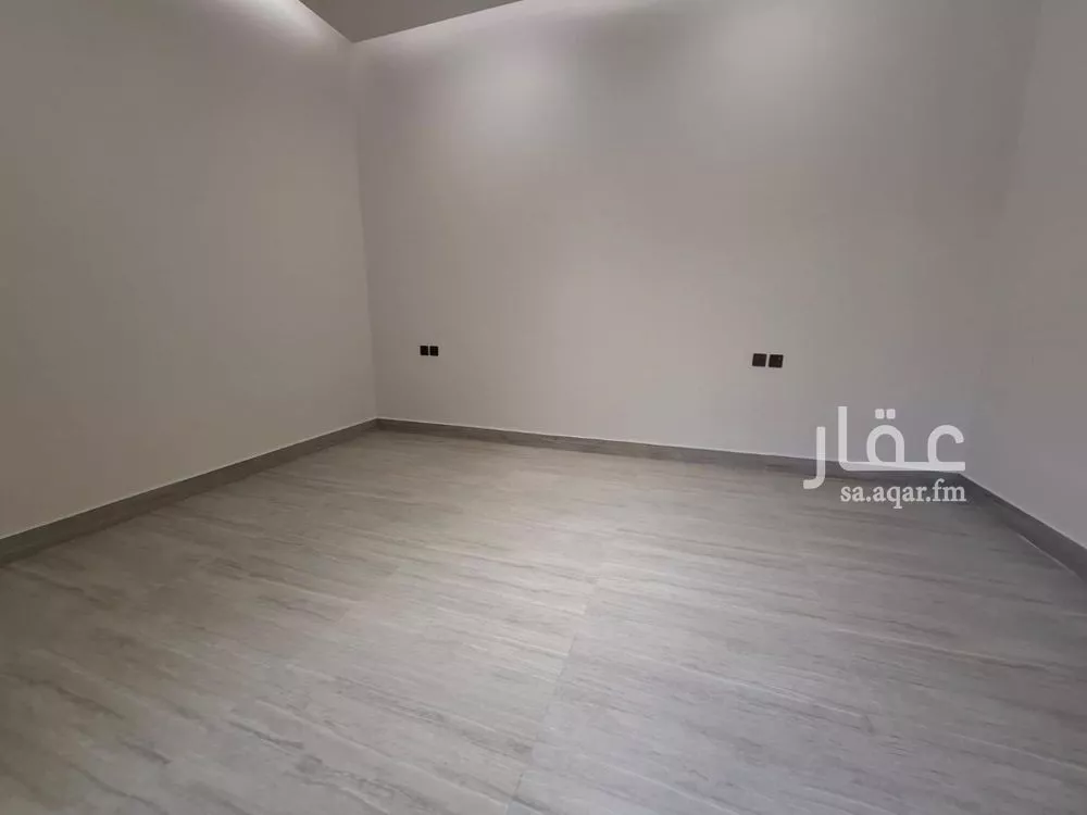 6 bedroom villa in Al Yarmouk 19