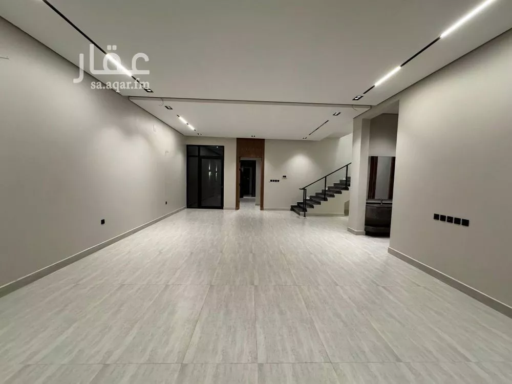 5 bedroom villa in Al Rimal 15