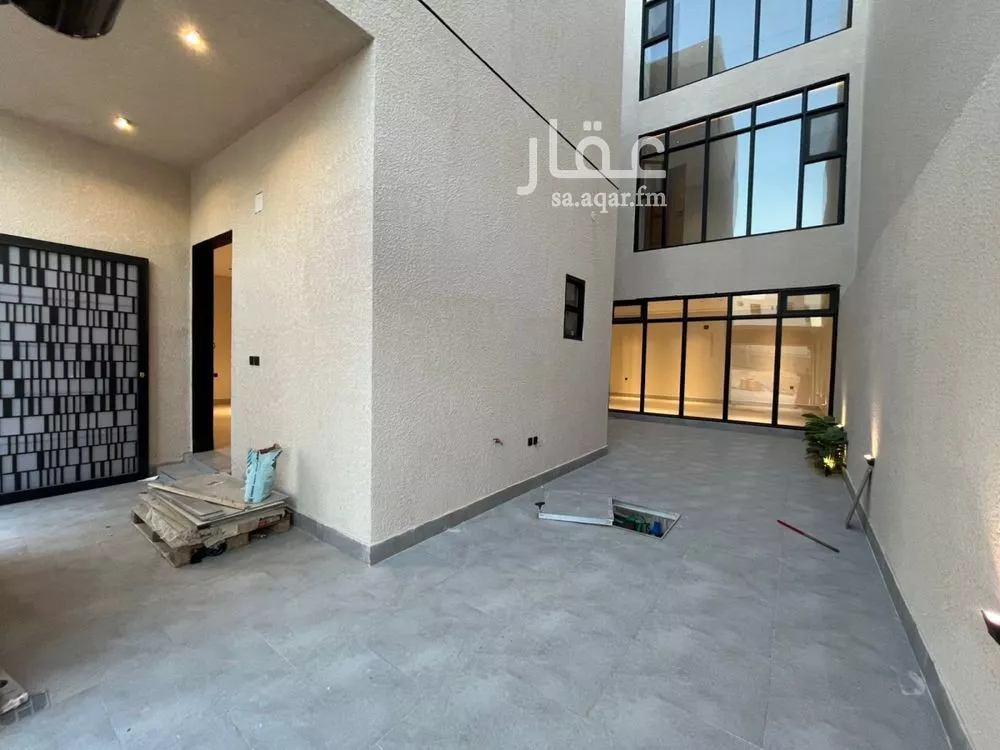 5 bedroom villa in Al Mahdiyyah 11