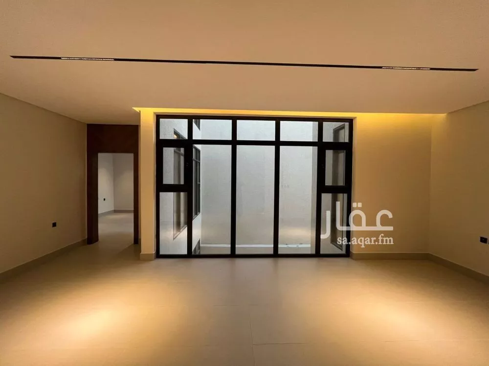 5 bedroom villa in Al Mahdiyyah 10