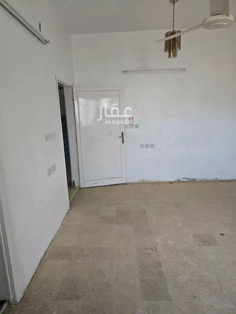 فيلا 7 غرف في بنبان 8