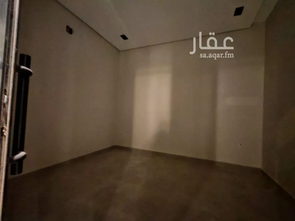 فيلا 5 غرف في الرمال 21