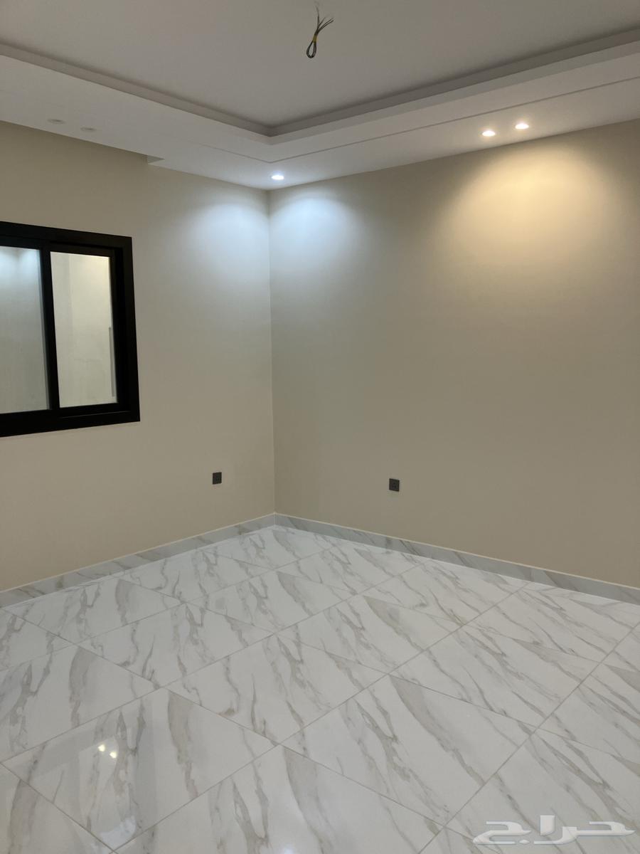 شقة 5 غرف في السلامة 13