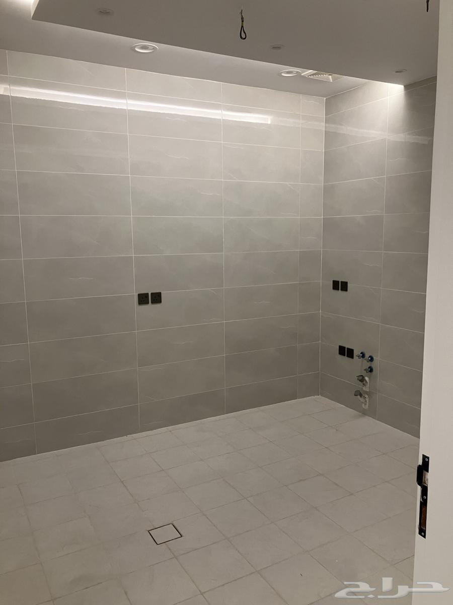 شقة 5 غرف في السلامة 8