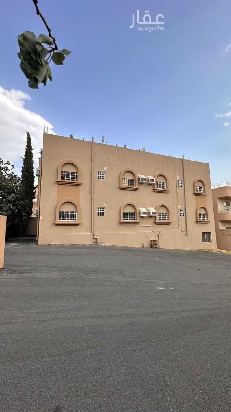 4 bedroom apartment in Al Khalidiyyah, Taif 2