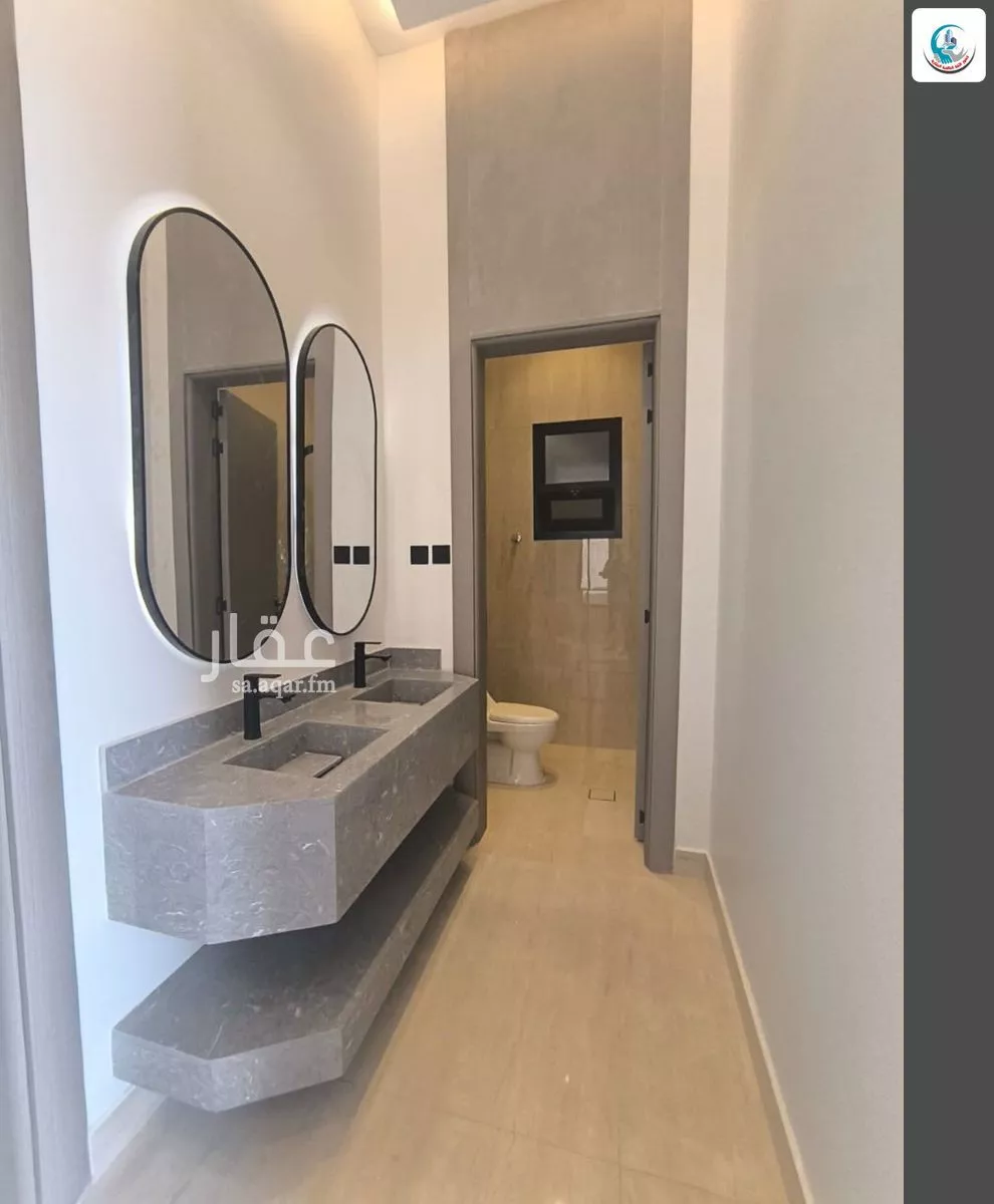 8 bedroom villa in Al Janadriyah 22