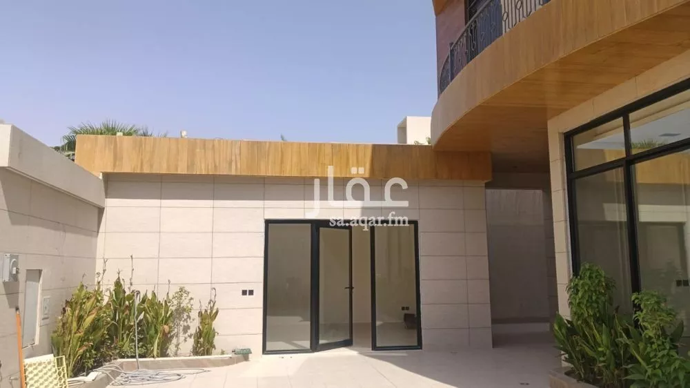 فيلا 11 غرف في الفلاح 5