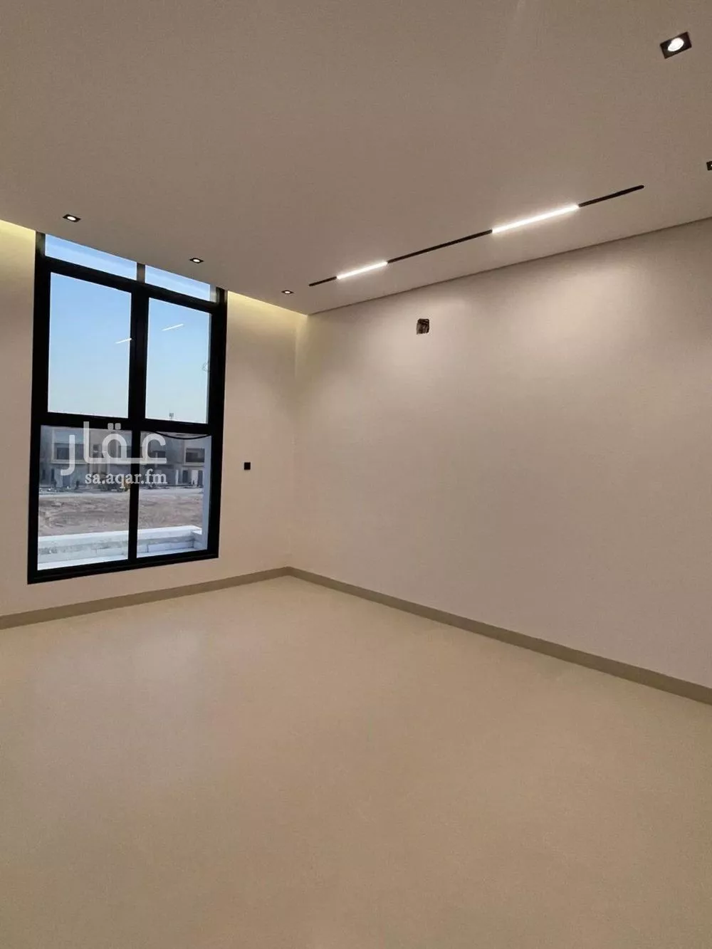 4 bedroom villa in Al Rimal 17
