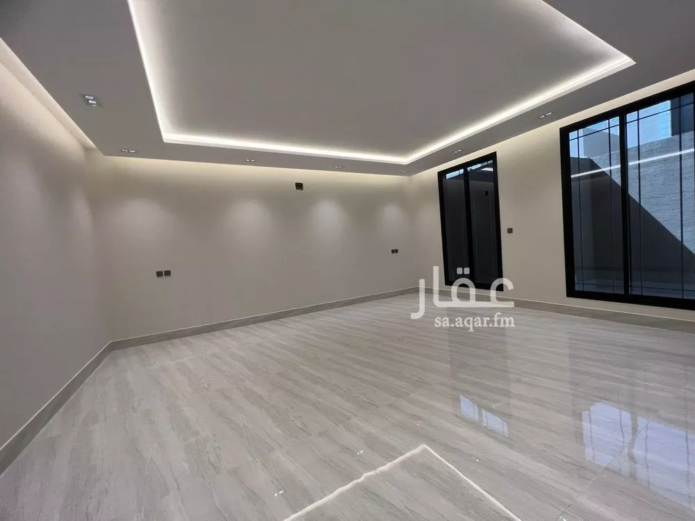 5 bedroom villa in Al Rimal 2