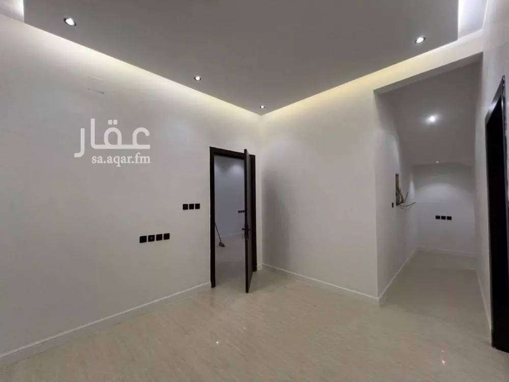 6 bedroom villa in Tuwaiq 9
