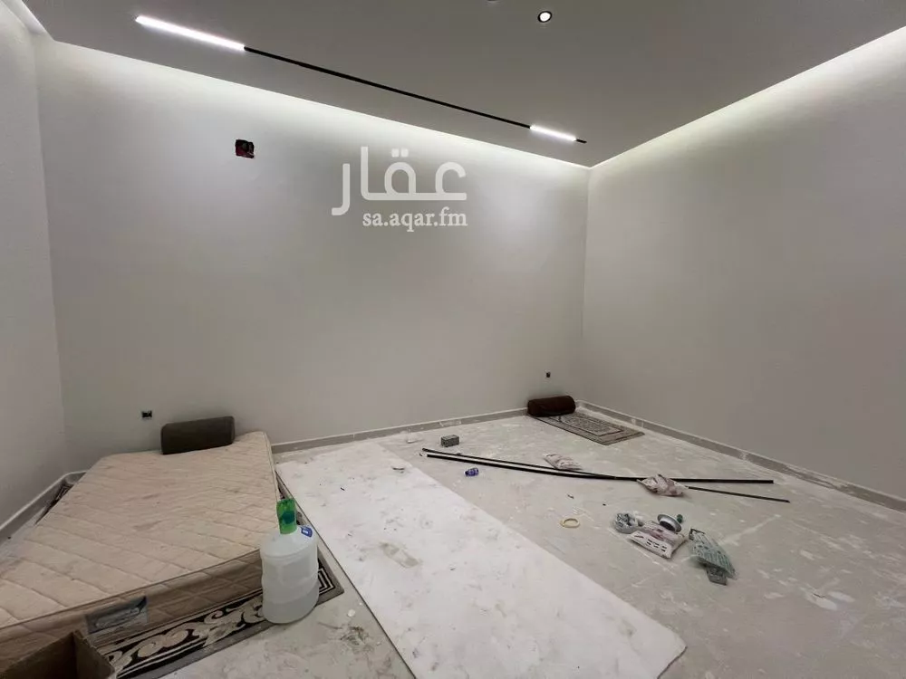 فيلا 6 غرف في الحزم 14