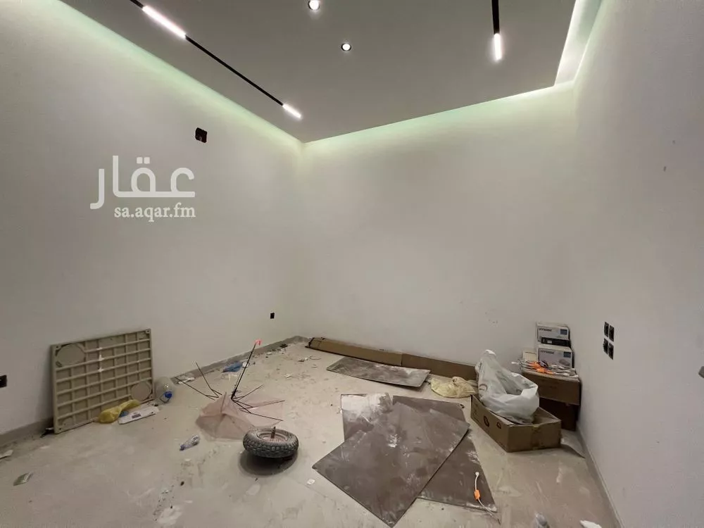فيلا 6 غرف في الحزم 16