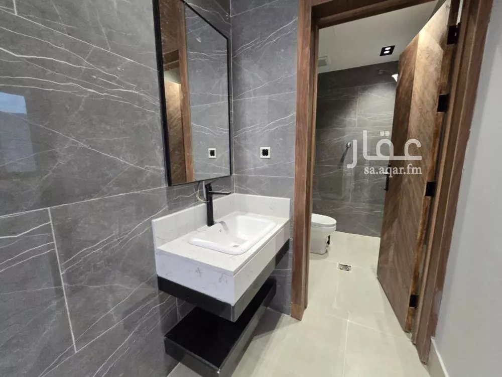 5 bedroom villa in Okaz 15