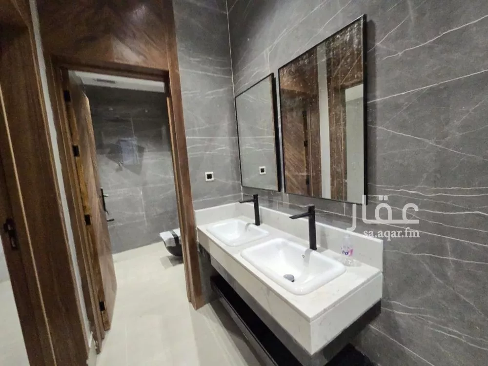 5 bedroom villa in Okaz 20
