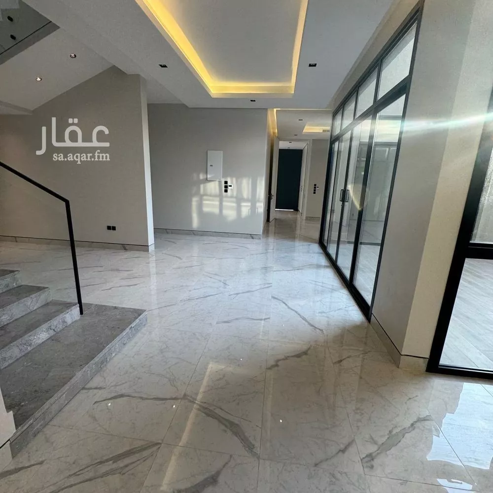 5 bedroom villa in Al Narjis 11