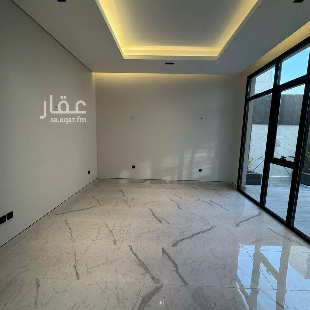 5 bedroom villa in Al Narjis 9