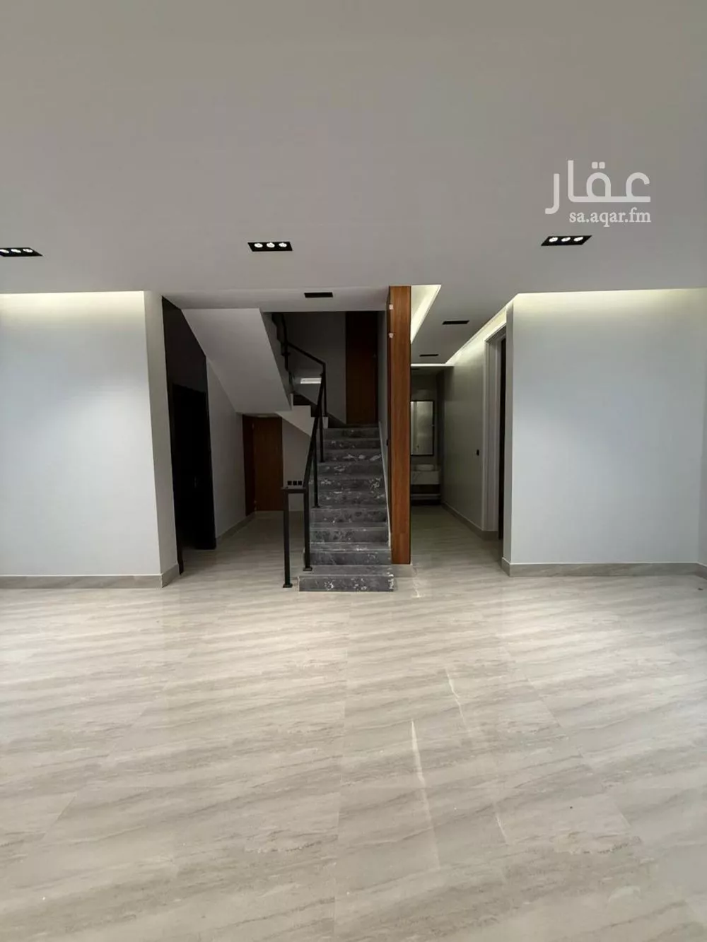 فيلا 4 غرف في الرمال 6