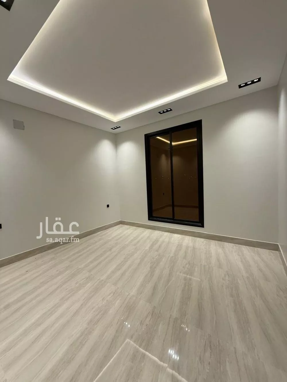 فيلا 4 غرف في الرمال 7