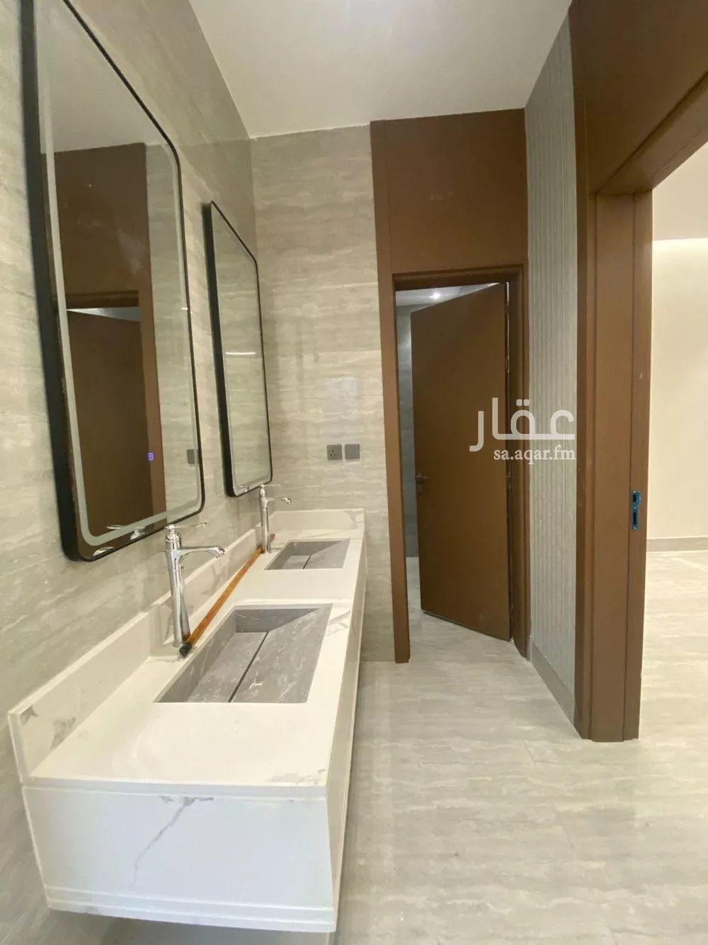 فيلا 6 غرف في الرمال 14