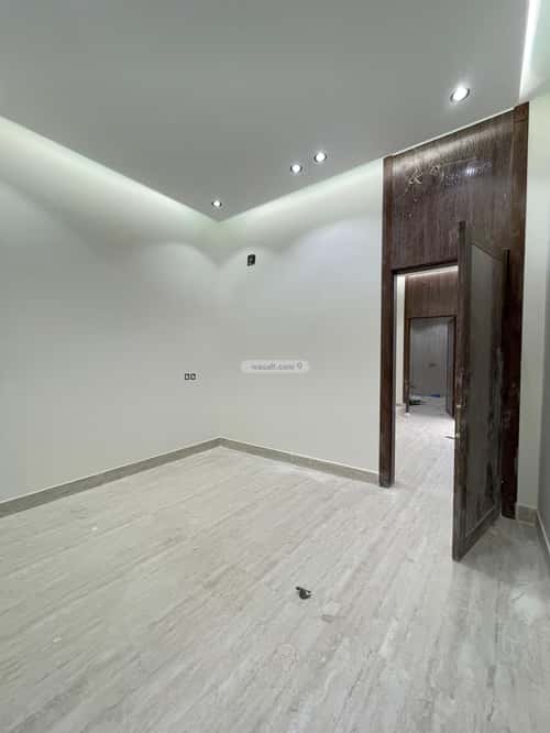 5 bedroom villa in Dhahrat Laban 6