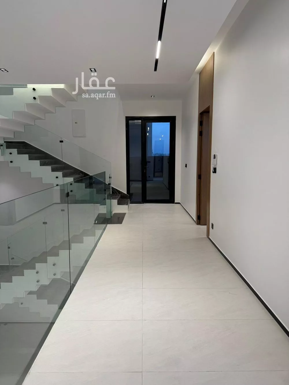 5 bedroom villa in Al Narjis 6
