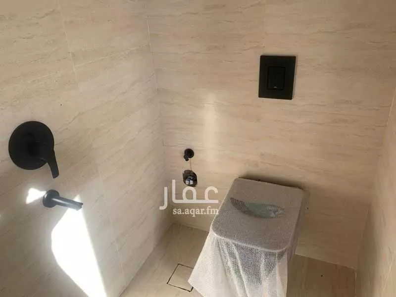 5 bedroom villa in As Suwaidi Al Gharabi 4
