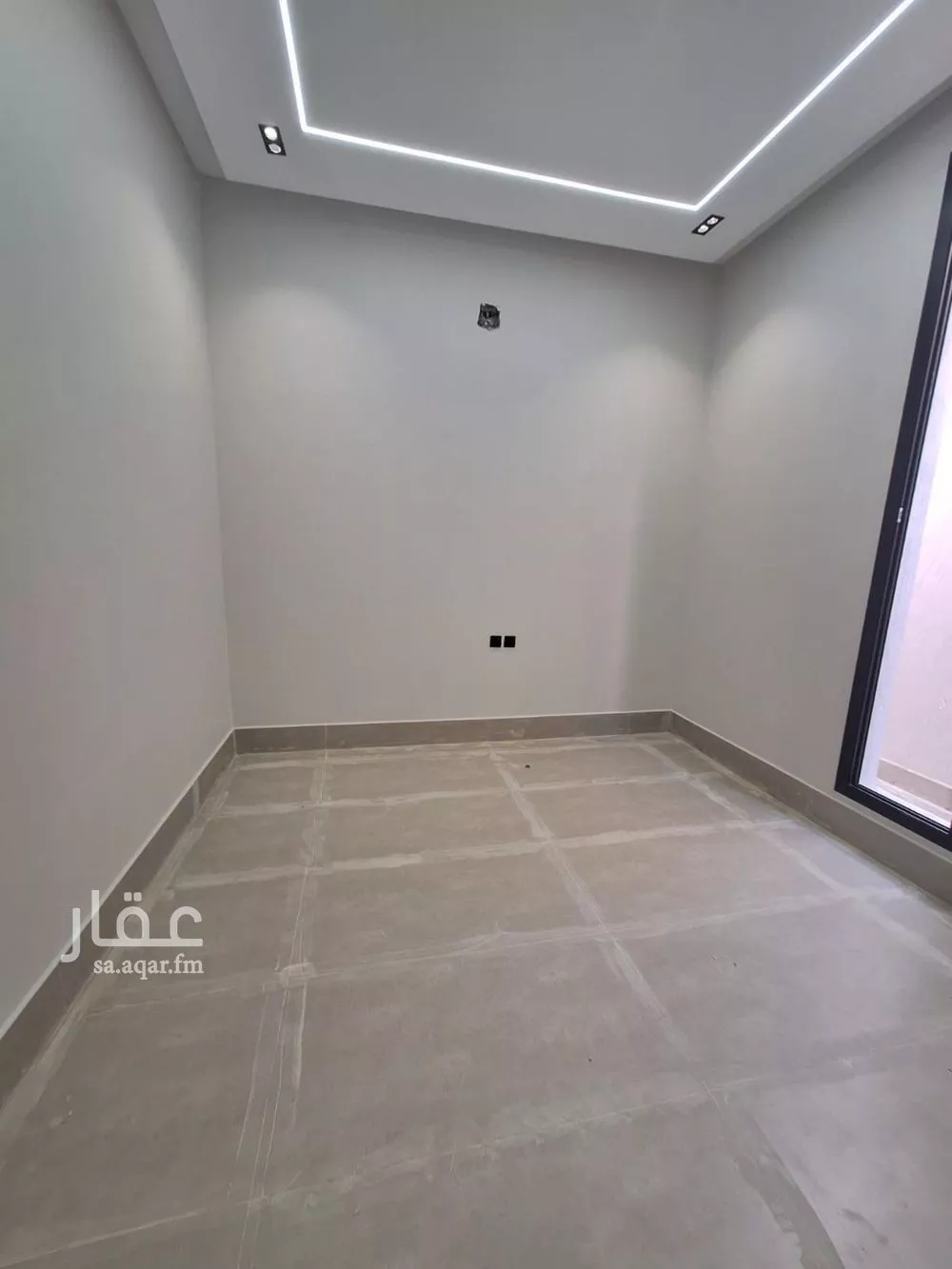 فيلا 5 غرف في العريجاء الغربية 11