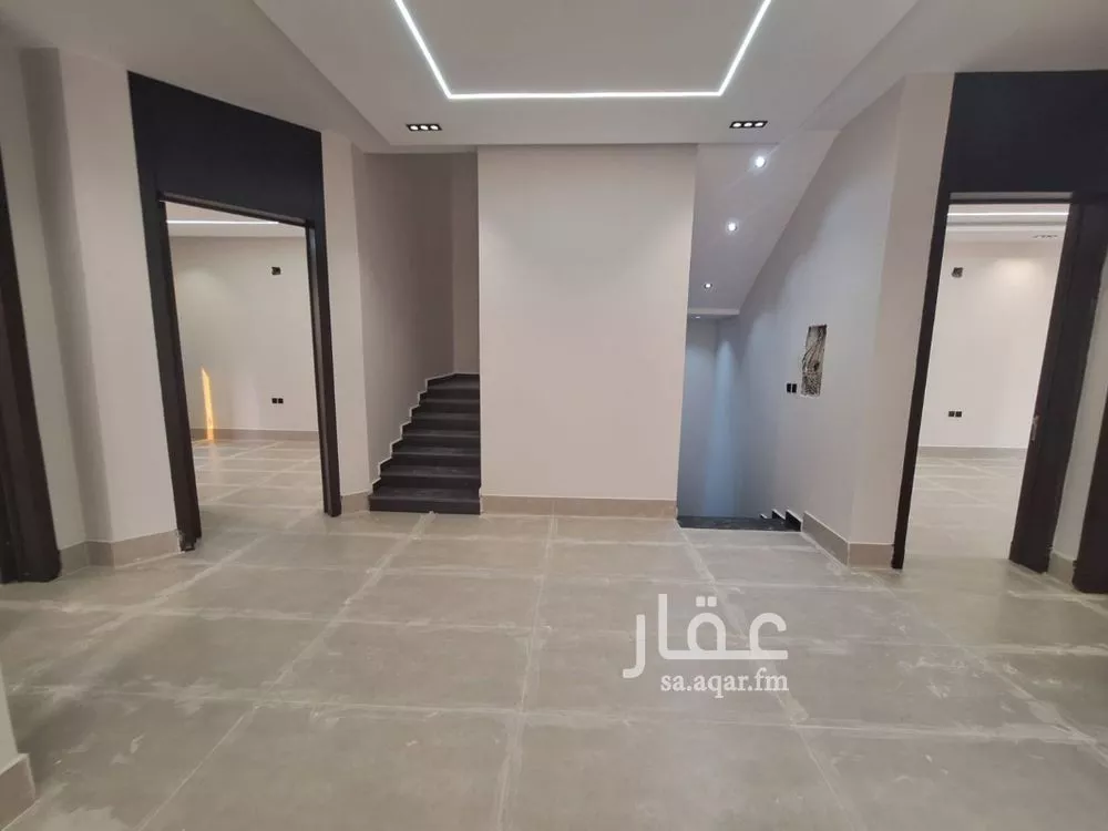 فيلا 5 غرف في العريجاء الغربية 15