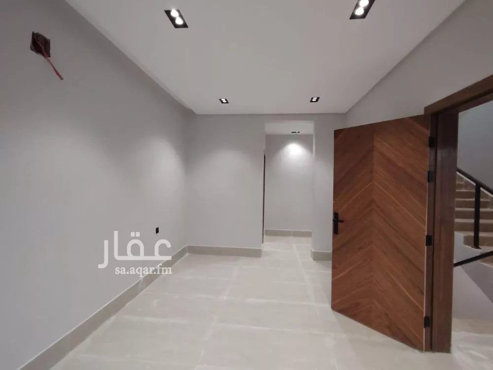 5 bedroom villa in Okaz 5