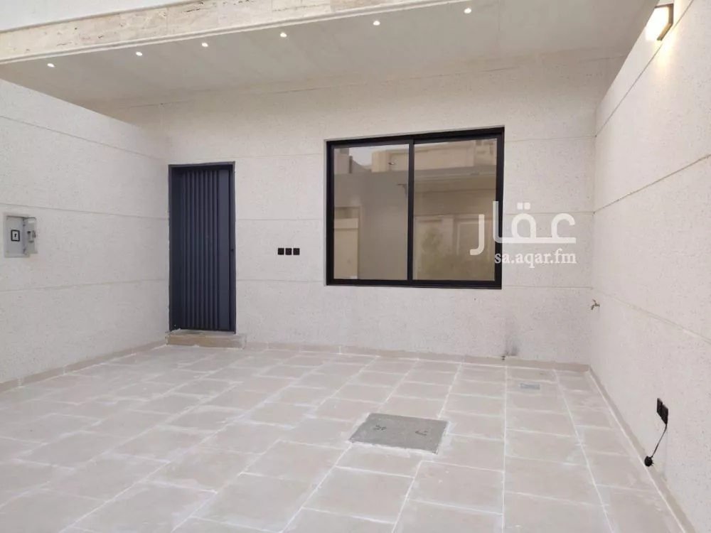 5 bedroom villa in Okaz 6