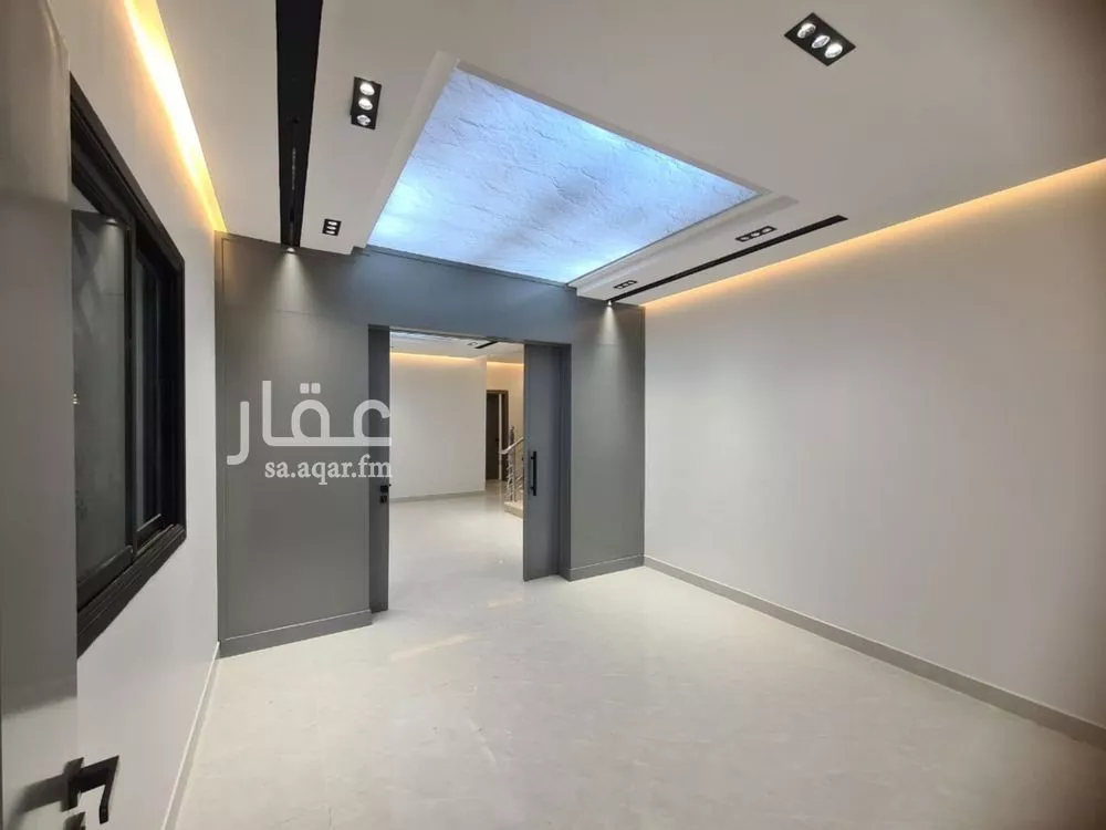فيلا 4 غرف في بدر 10