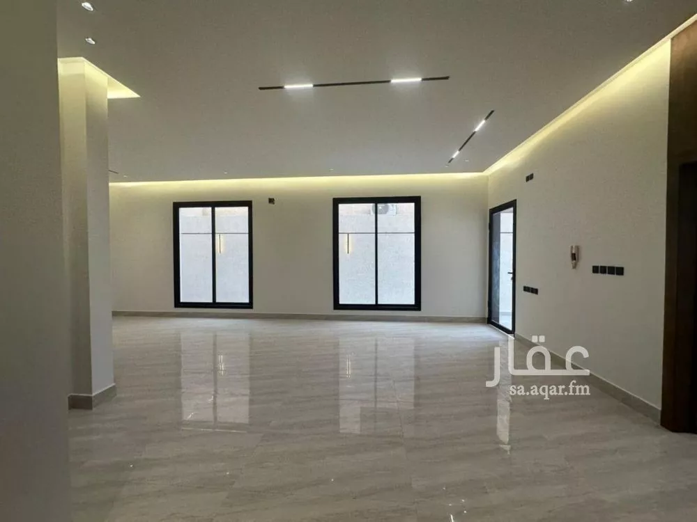 فيلا 5 غرف في ديراب 12