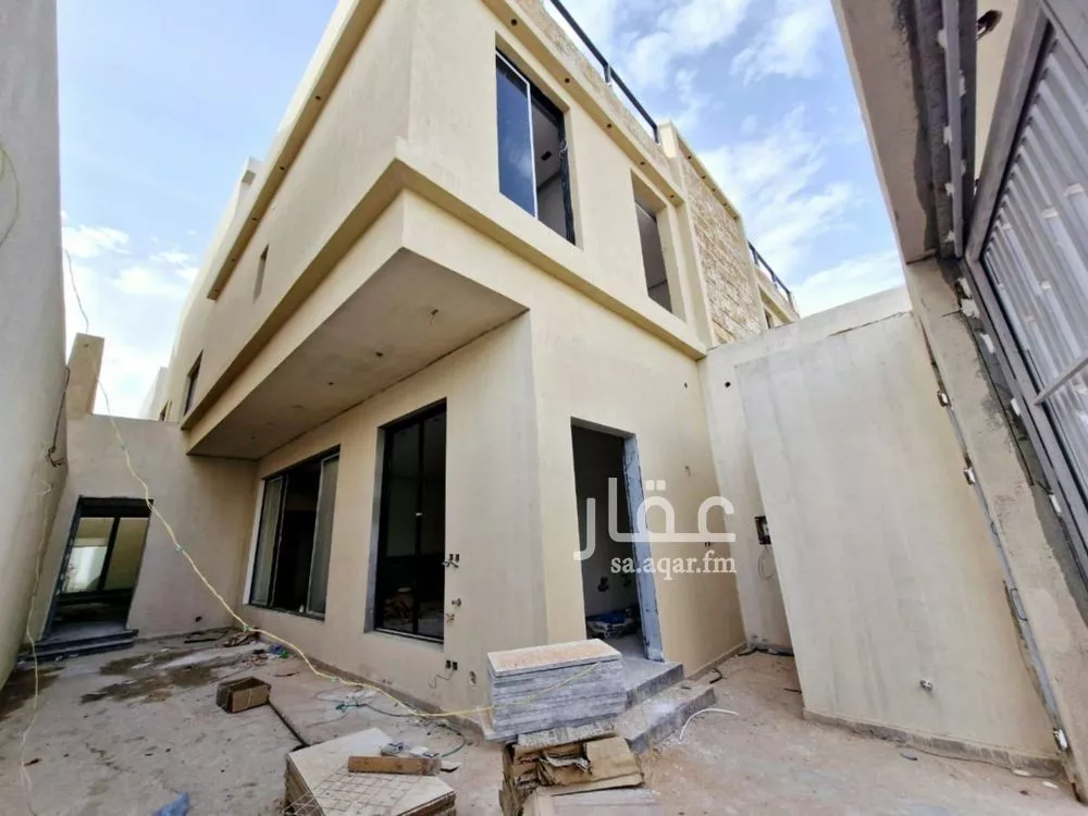 4 bedroom villa in Al Narjis 14