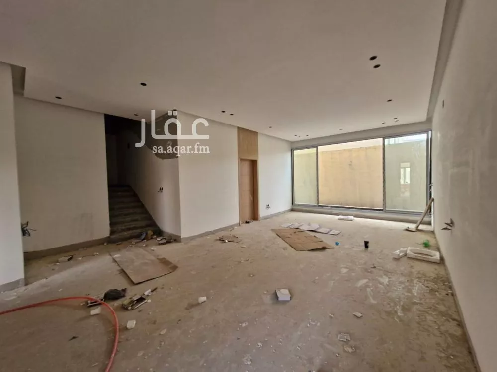 4 bedroom villa in Al Narjis 8