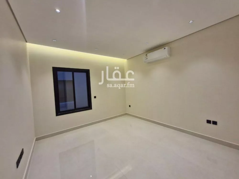 5 bedroom villa in Al Aridh 8