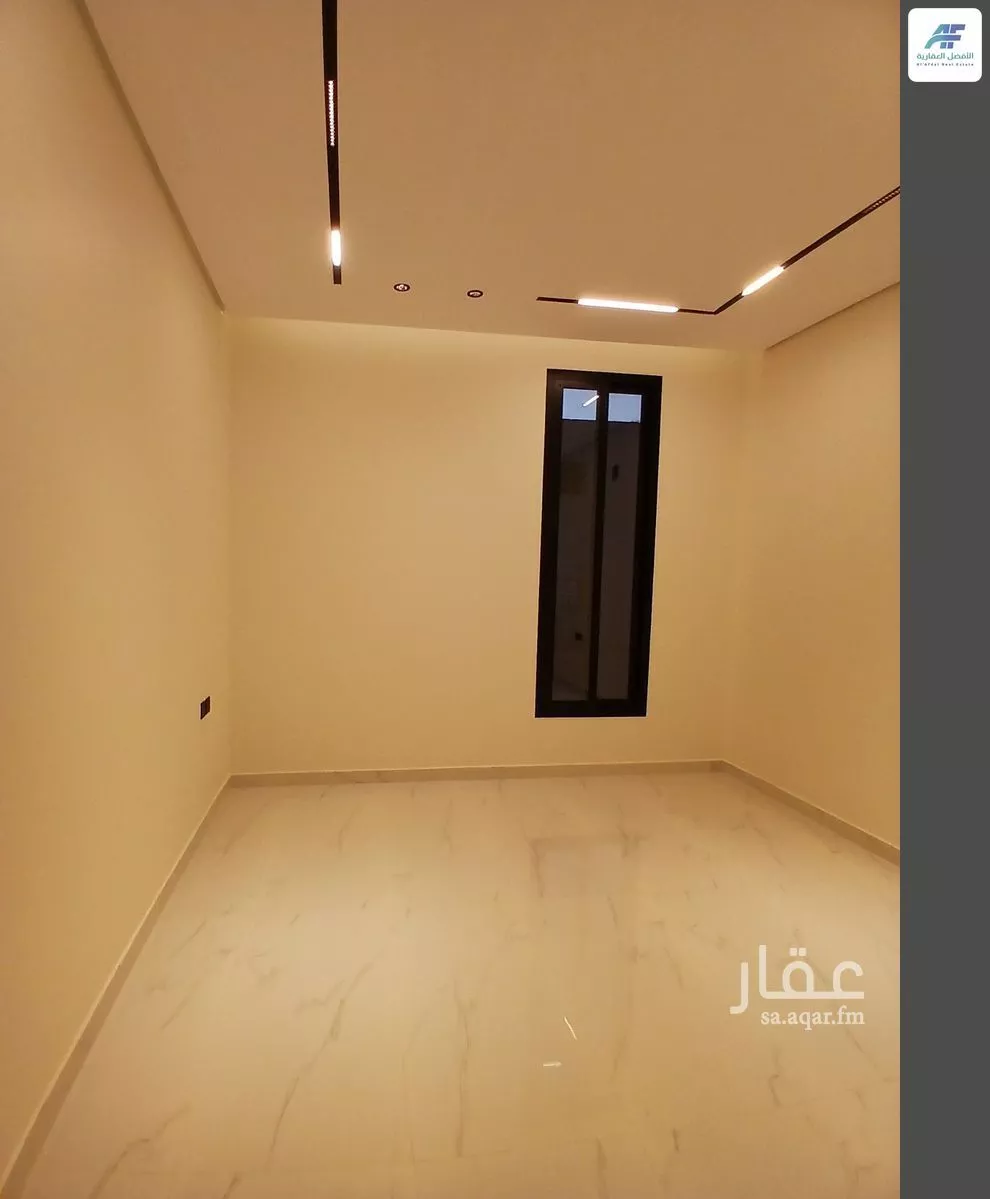 فيلا 5 غرف في الرمال 2