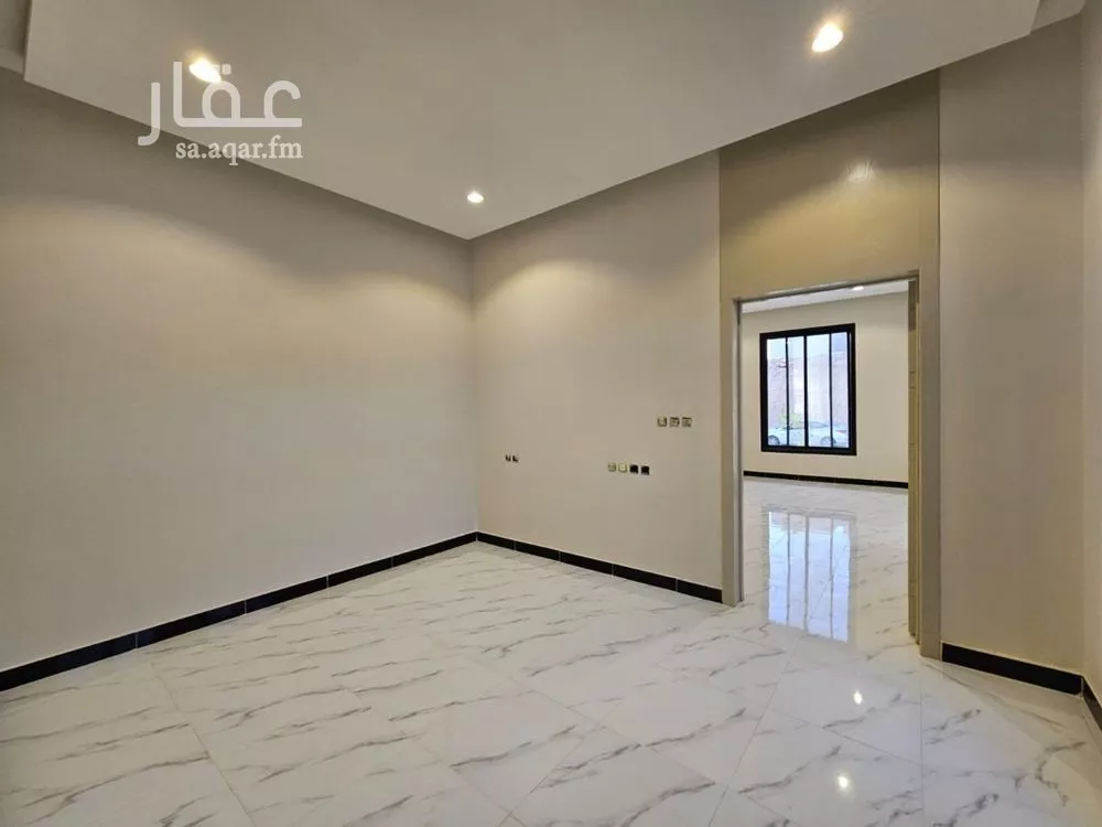 6 bedroom villa in Dhahrat Laban 16